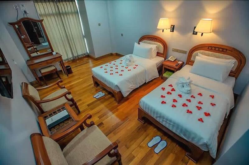 Mandalay Lodge Hotel ภายนอก รูปภาพ