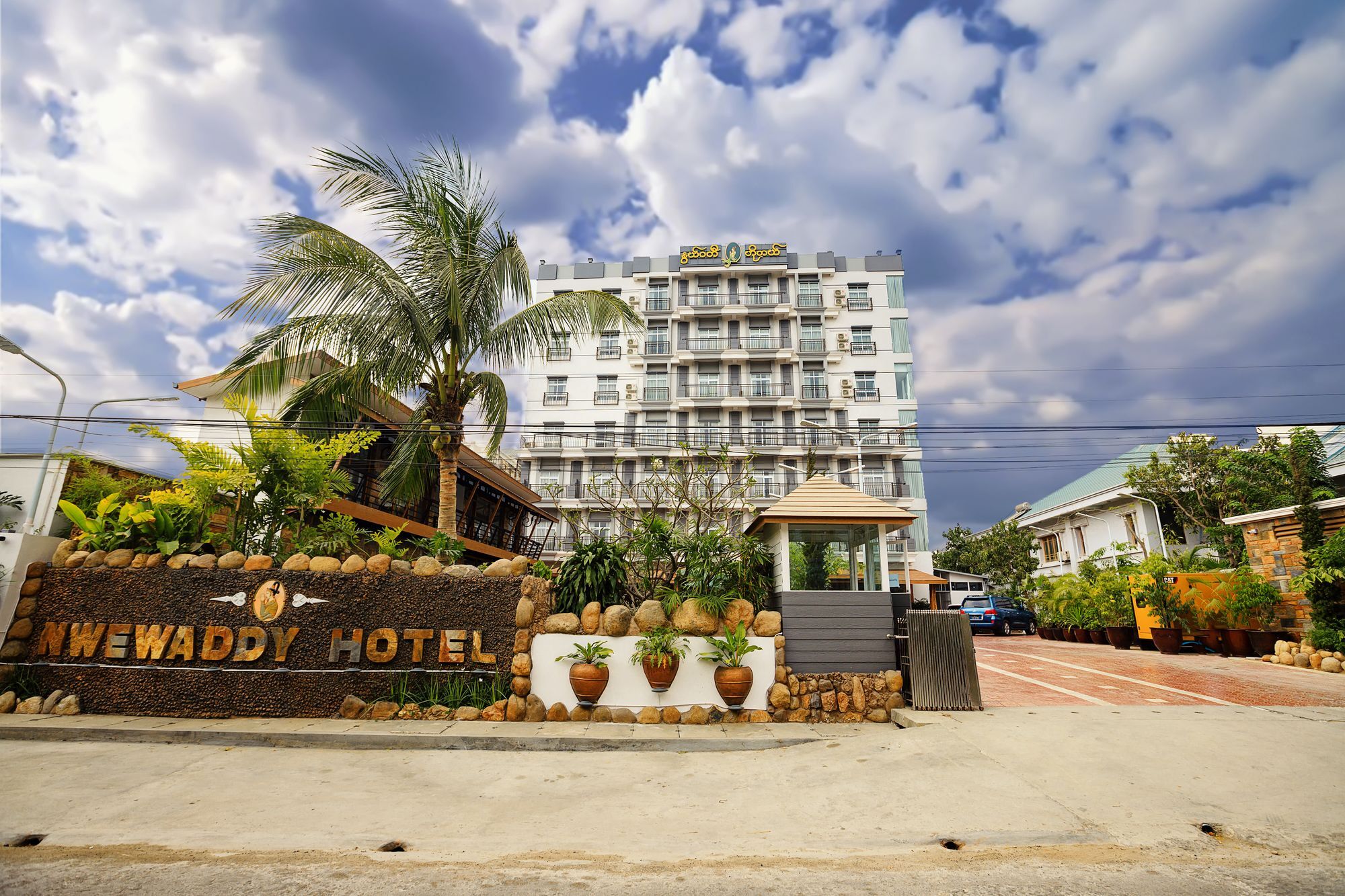 Mandalay Lodge Hotel ภายนอก รูปภาพ